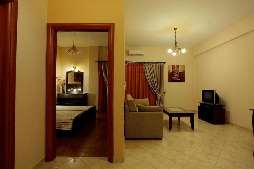 Pantheon Hotel & Suites Nerotriviá Szoba fotó