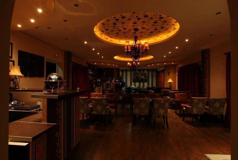 Pantheon Hotel & Suites Nerotriviá Kültér fotó