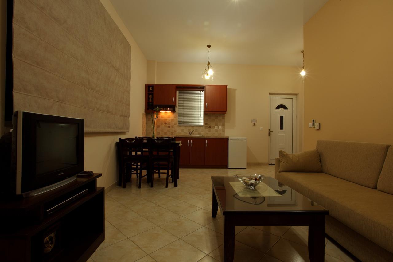 Pantheon Hotel & Suites Nerotriviá Szoba fotó